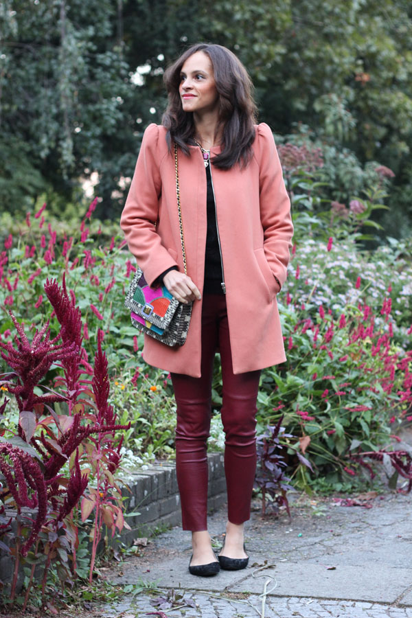 amandine-fashion-blogger-berlin-germany-pink-coat-angel-jackson-bag-nyc-beverly-leather-pants