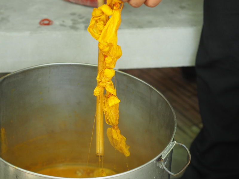 Thai silk dying process