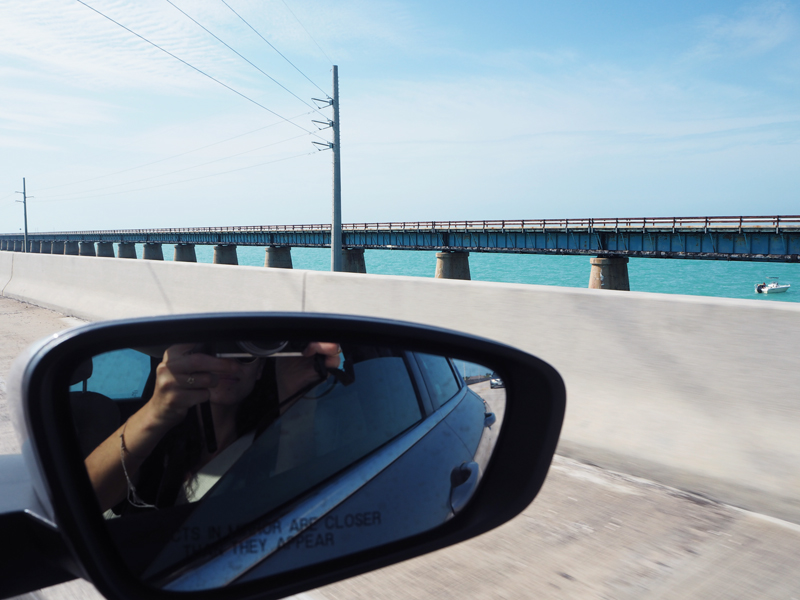 Sunny cars roadtrip the Keys Florida