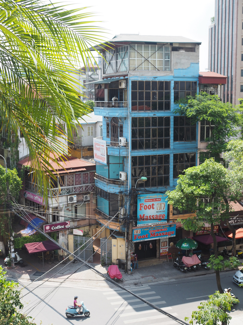 Pictures Hanoi old quarter blue building