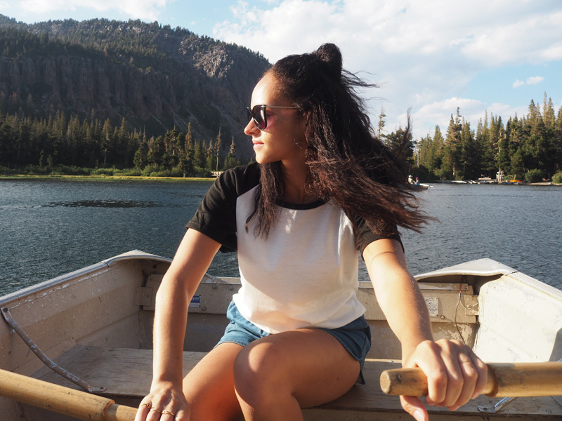 travel blogger boat rental Mammoth lakes