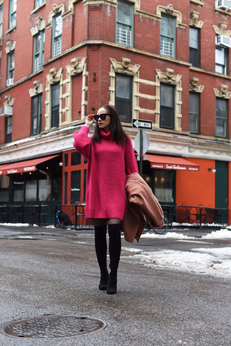 german influencer Pink outfit - Monki knit dress and Sam Edelman Bernadette overknees