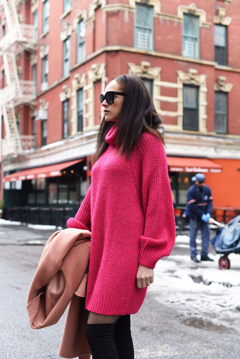 Berlin Blogger Pink outfit - Monki knit dress