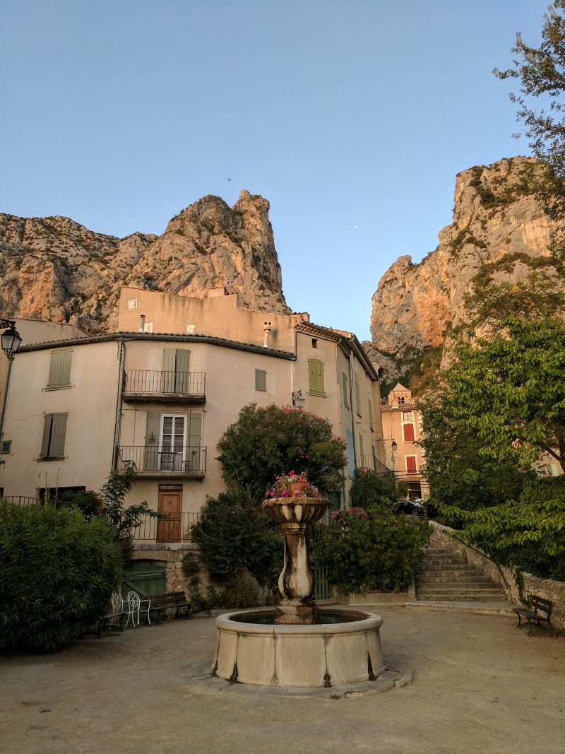 Provence Itinerary | Route in Gorges du Verdon, France Moustier Sainte Marie