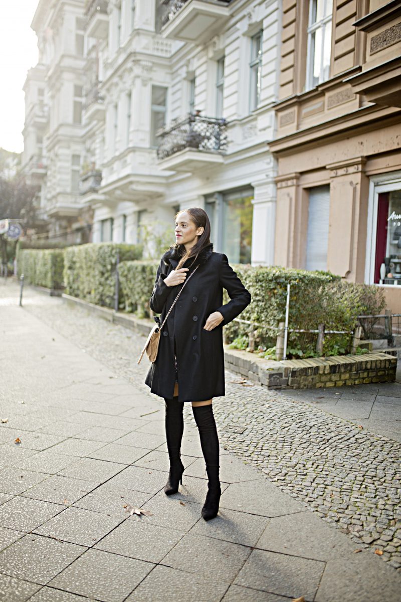 fashion blogger Germany Outfit - Black Faux fur collar coat