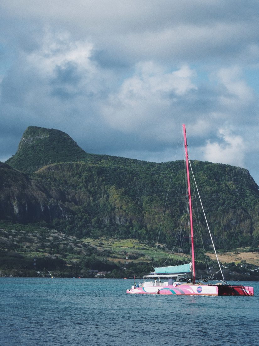 10 activities in Mauritius Catamaran cruise ile aux cerfs