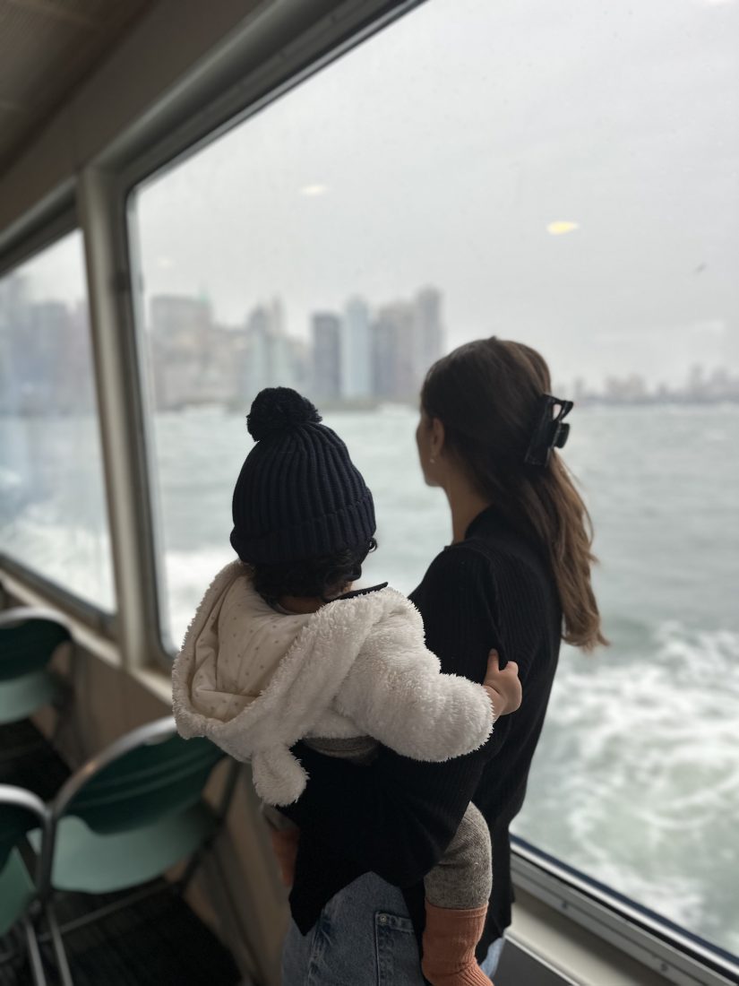Things to do in new york with a babby boat ride skyline-min
