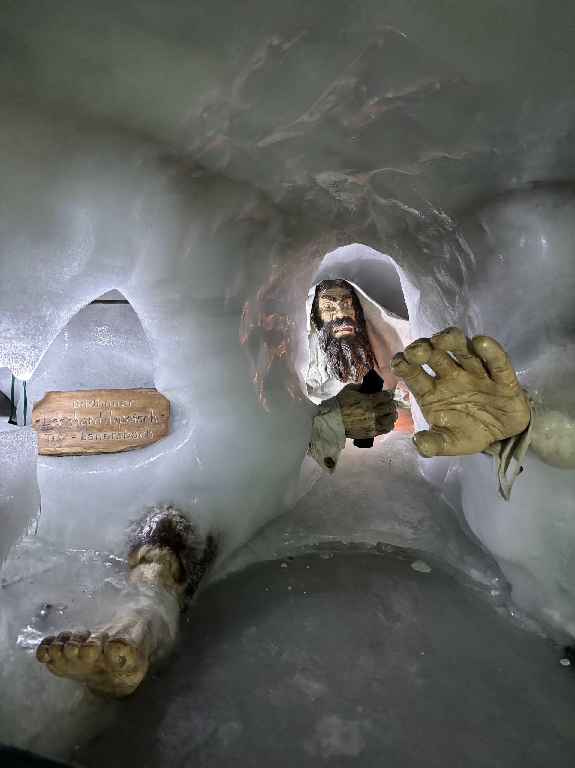 Sculputure at Eis Palast at Hintertux Glacier